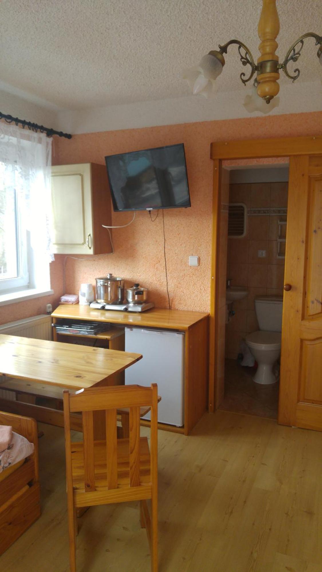 Penzion Apartmany Becov Becov nad Teplou Bagian luar foto