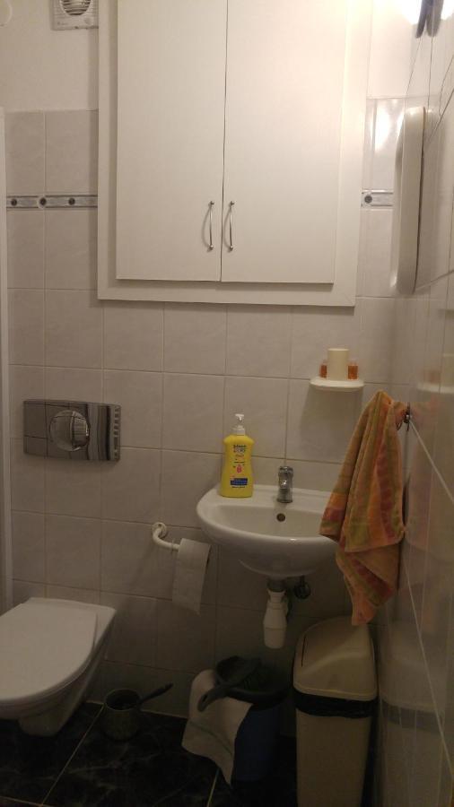 Penzion Apartmany Becov Becov nad Teplou Bagian luar foto